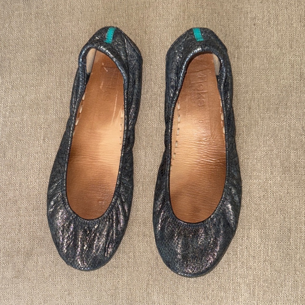 Tieks Snake Skin Design Ballet Flats. Size 9